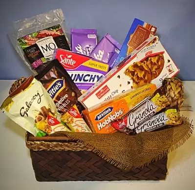 Get 2000 Worth of Snack Hampers for FREE!